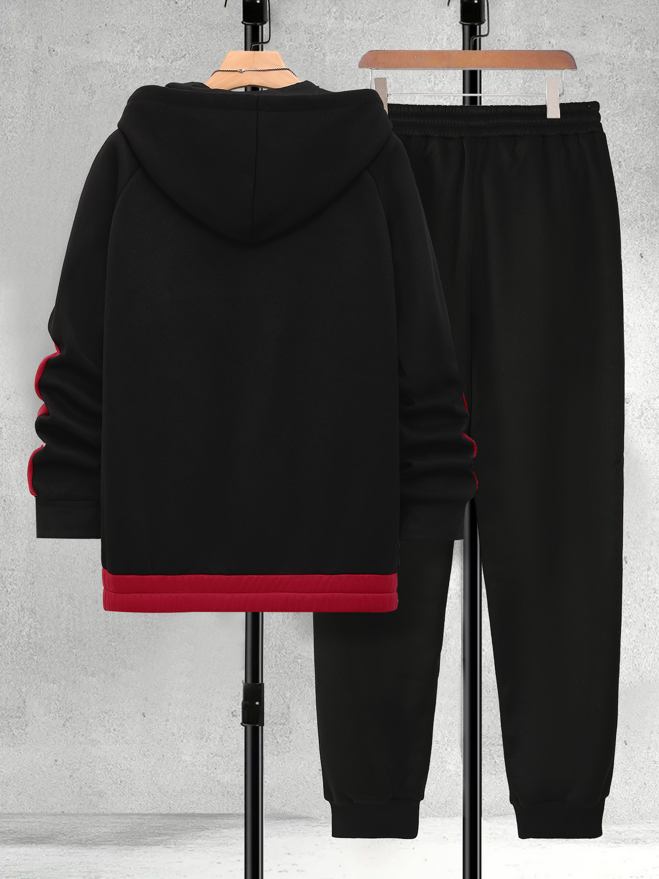 Men's Plus Size Black & Red Co - Track Suit Men recensie en prijs