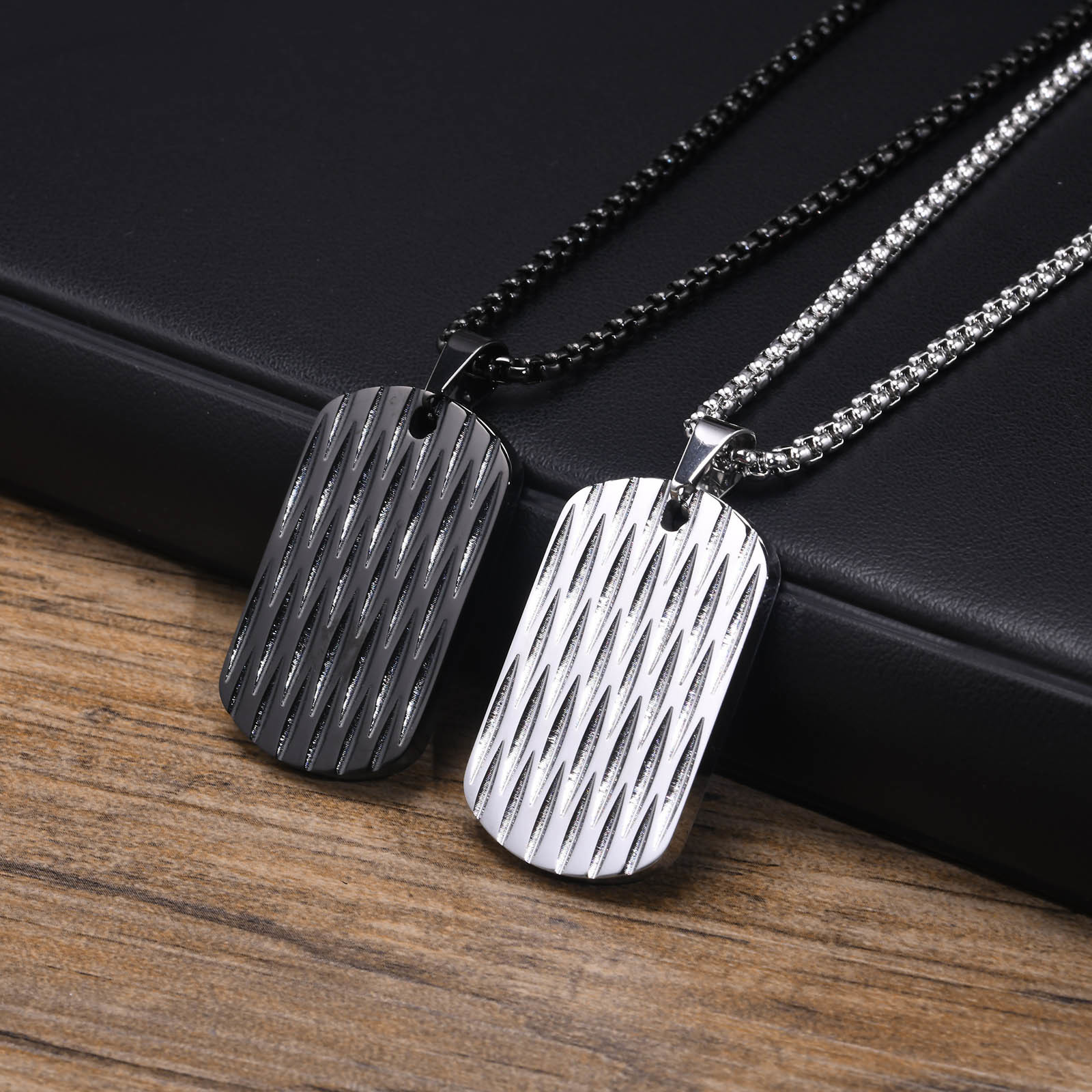 Mprainbow Mens Dog Tag Necklac - Mens Fashion In The 1920S recensie en prijs